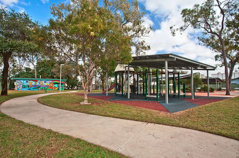 Grosvenor Park In Moranbah - Tourism Canberra 0