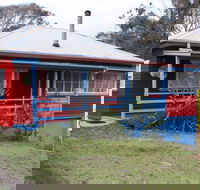 Montague Art and Craft Society  Glasshouse Rocks Road - Tourism Canberra