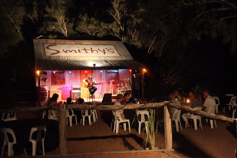Smithy's Outback Dinner And Show - Tourism Canberra 0