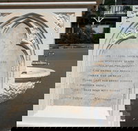 Mary Watson Monument Cooktown - Tourism Canberra