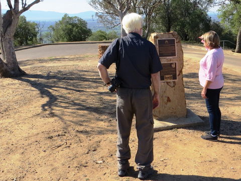 Porcupine Lookout - Tourism Canberra 1