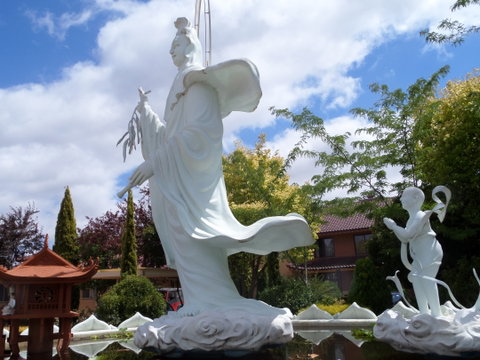Sakyamuni Buddhist Centre/Van Hanh Monastery - Tourism Canberra 0