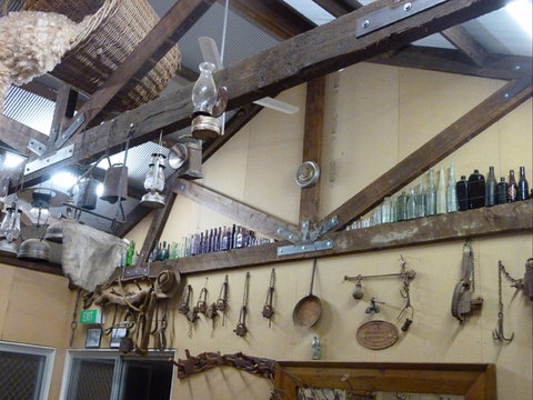 Shindy's Inn - Tourism Canberra 0