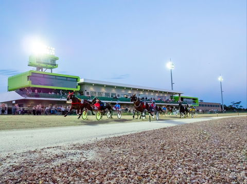 Tabcorp Park - Tourism Canberra 0