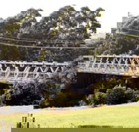 Victoria Bridge over Stonequarry Creek - Tourism Canberra