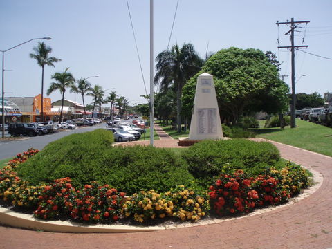 Yeppoon War Memorial - Tourism Canberra 0