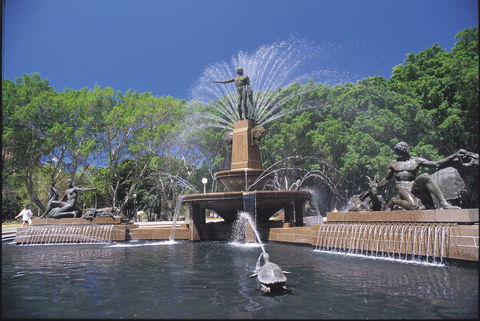Archibald Fountain - Tourism Canberra 0