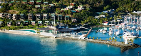 Hamilton Island Yacht Club - Tourism Canberra 0