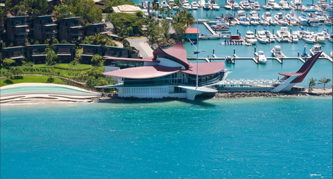 Hamilton Island Yacht Club - Tourism Canberra 1