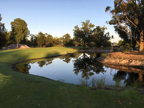 Pinjarra Golf Club - Tourism Canberra 0