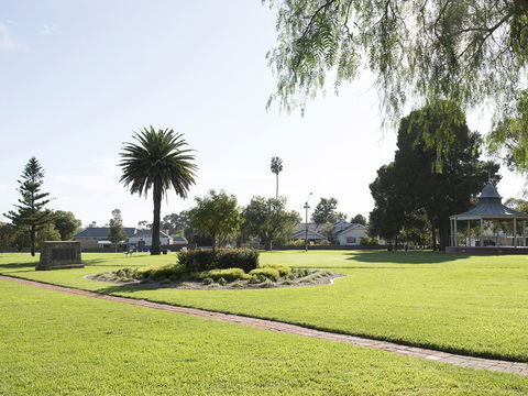 Pioneer Park - Tourism Canberra 0