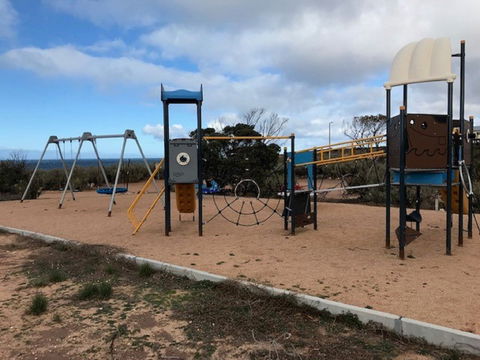 Port Gibbon Playground - Tourism Canberra 0
