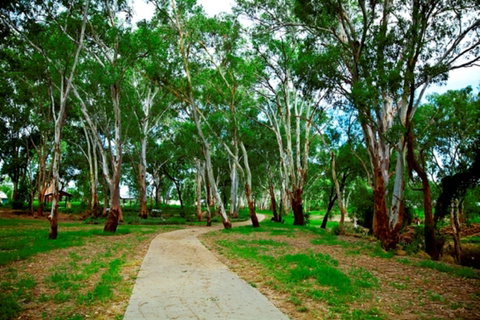 Adungadoo Pathway - Tourism Canberra 0