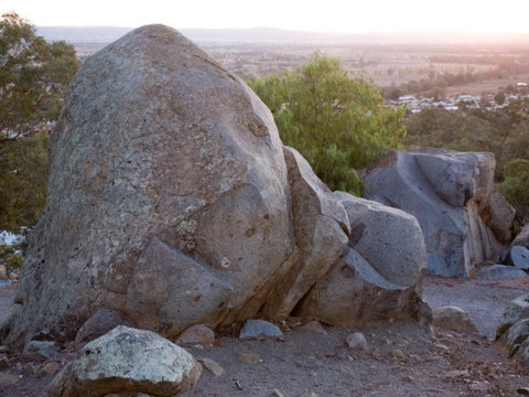 Bellevue Hill Reserve - Tourism Canberra 0