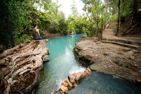 Cardwell Spa Pool - Tourism Canberra 0