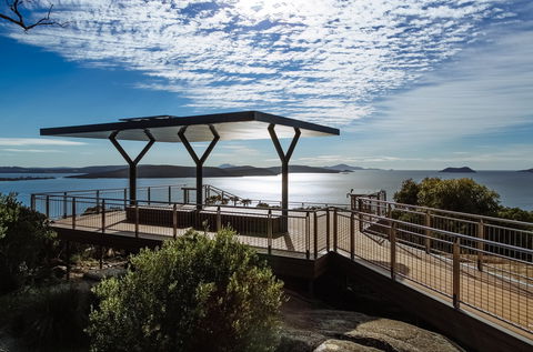 Convoy Walk And Lookout - Tourism Canberra 0