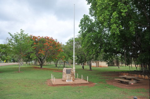 Mataranka War Memorial - Tourism Canberra 0