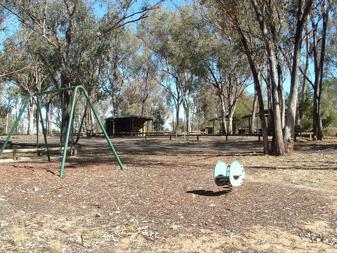 McIlveen Park Lookout - Tourism Canberra 2