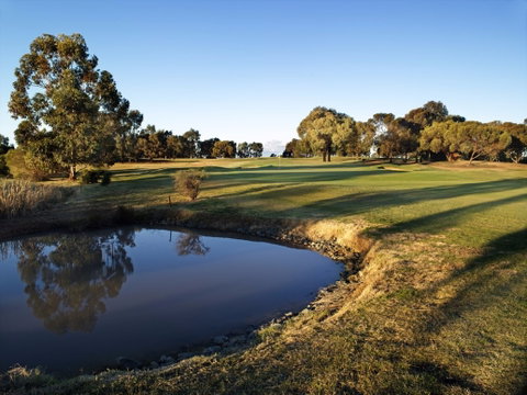 Rich River Golf Club Resort - Tourism Canberra 1