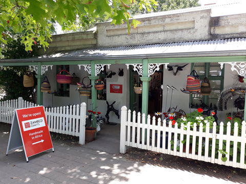 Zambezi Crafts - Tourism Canberra 0