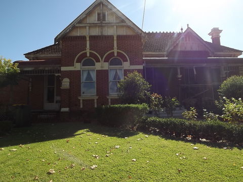 Antiques Of The Riverina - Antique Trail - Tourism Canberra 1