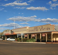 Cobb  Co Changing Station - Tourism Canberra
