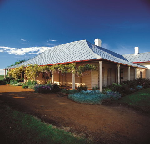 Cooma Cottage - Tourism Canberra 0