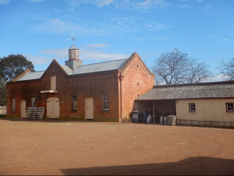 Cooma Cottage - Tourism Canberra 1