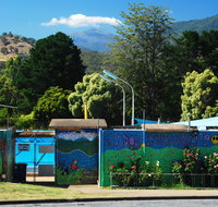 Eildon Outdoor Swimming Pool - Tourism Canberra