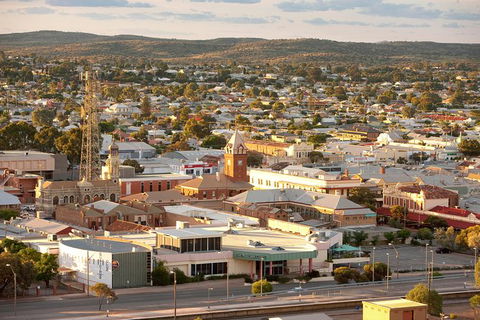 Half Day City Heritage Tour - Tourism Canberra 4