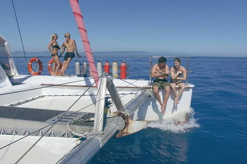 Full-Day Great Barrier Reef Sailing Trip - Tourism Canberra 2