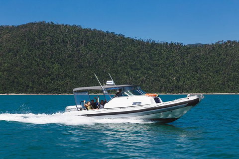 Private Standard Charter Experience In Whitsundays - Tourism Canberra 0