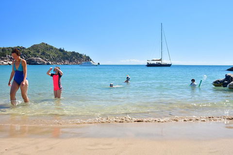 Magnetic Island Sailing BBQ Lunch Cruise - Tourism Canberra 3