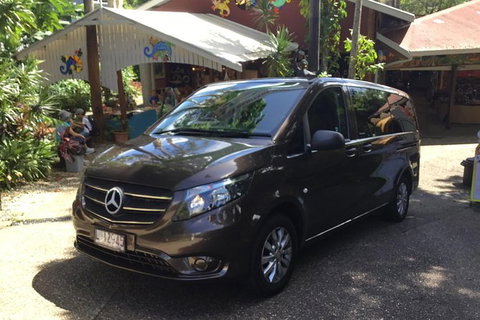 Mercedes 7 Seat Limousine Cairns Airport To Port Douglas - Tourism Canberra 3