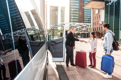 Cairns Airport (CNS) Departure Transfer (Cairns Hotels To Cairns CNS Airport) - Tourism Canberra 9