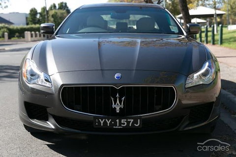 Maserati Quattroporte Limousine Transfer Cairns Airport To City - Tourism Canberra 9