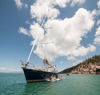 Helicopter and Magnetic Island Sailing - Tourism Canberra