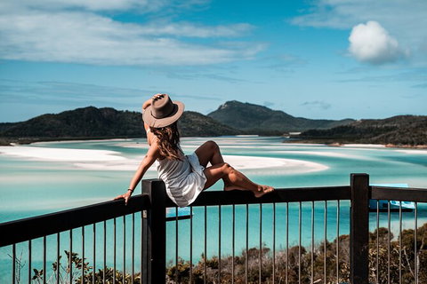 Day Sail The Whitsunday Islands On Atlantic Clipper From Airlie Beach - Tourism Canberra 10