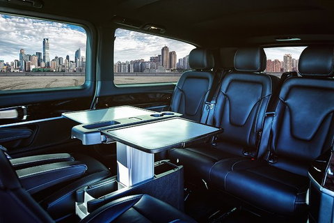 Brisbane Airport Transfers : Brisbane Airport BNE To Brisbane In Luxury Van - Tourism Canberra 1