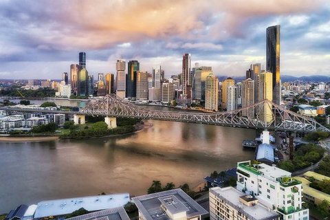 Brisbane Airport Transfers : Brisbane Airport BNE To Brisbane In Luxury Van - Tourism Canberra 4