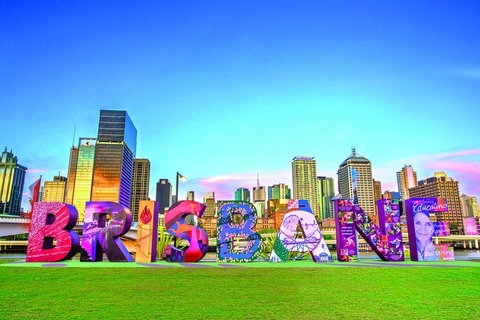 Brisbane Airport Transfers : Brisbane Airport BNE To Brisbane In Luxury Van - Tourism Canberra 6