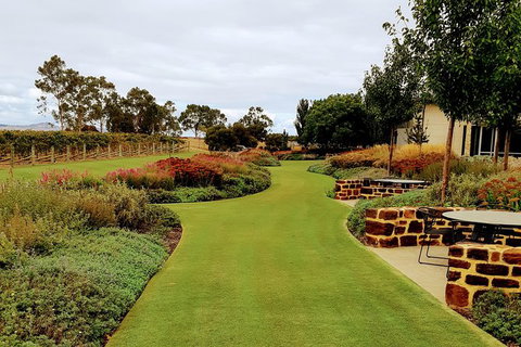 Private Wine Tour - Tourism Canberra 7