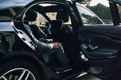 Arrival Private Transfers: Adelaide Airport ADL To Adelaide In Business Car - Tourism Canberra 4