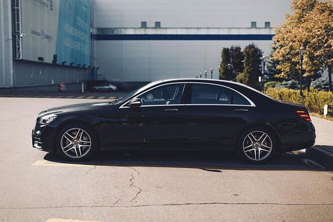 Departure Private Transfers: Adelaide To Adelaide Airport ADL In Business Car - Tourism Canberra 0