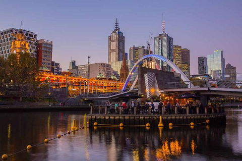 Melbourne Airport Transfers: Melbourne To Melbourne Airport MEL In Luxury Car - Tourism Canberra 6