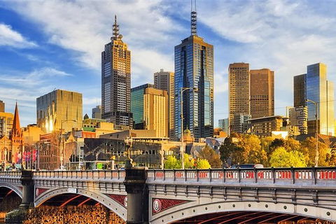 Melbourne Airport Transfers: Melbourne To Melbourne Airport MEL In Luxury Car - Tourism Canberra 2