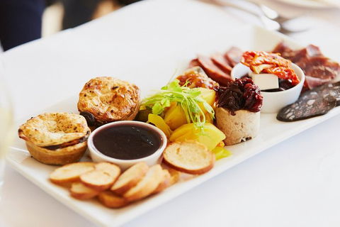 Half Day Wine & Food Tour - Tourism Canberra 4