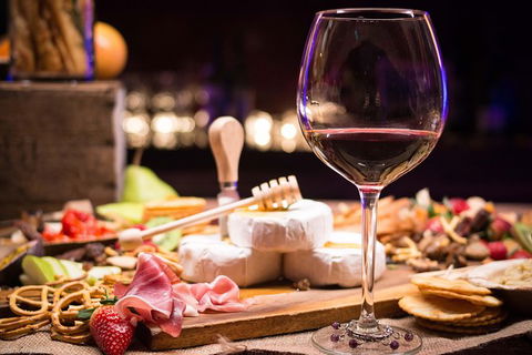 Full-Day Gourmet Wine Tour With Pick Up And Lunch - Tourism Canberra 0