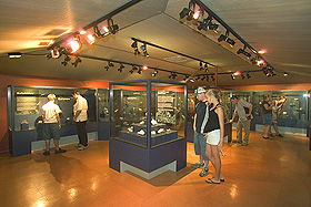  Tourism Canberra