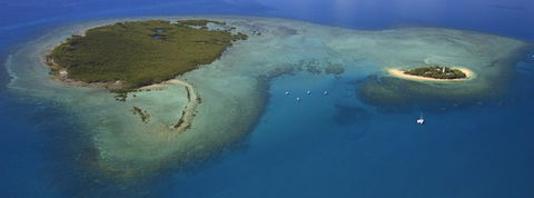 Aquarius Luxury Sailing - Tourism Canberra 4